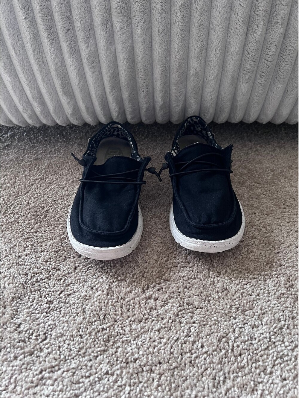 Hey Dude Wendy Basic Black Odyssey Women size7 Shoes